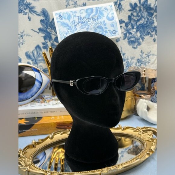🆕 GUCCI 🧿 NWOT GG1680S Linea GG Logo Cateye Sunglasses, Black & Grey Lens - Picture 2 of 16